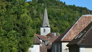 Pernand-Vergelesses : village discret de la Côte de Beaune